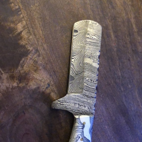 Beautiful Damascus Mini Cleaver/Chopper with Leather Sheath (Bullcutter) - Picture 4 of 7